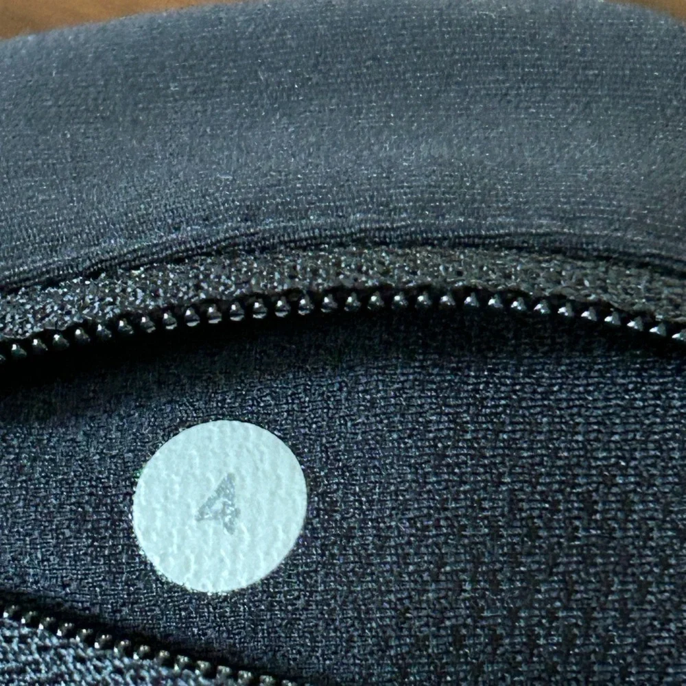 Lululemon Tight Stuff Tight II (Brushed) Black size 4 - Picture 3 of 7
